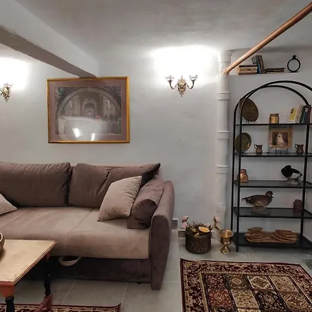 Apartment Kriss Ferdinand- *