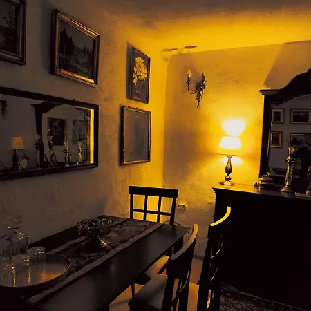 Kriss Ferdinand- Apartment